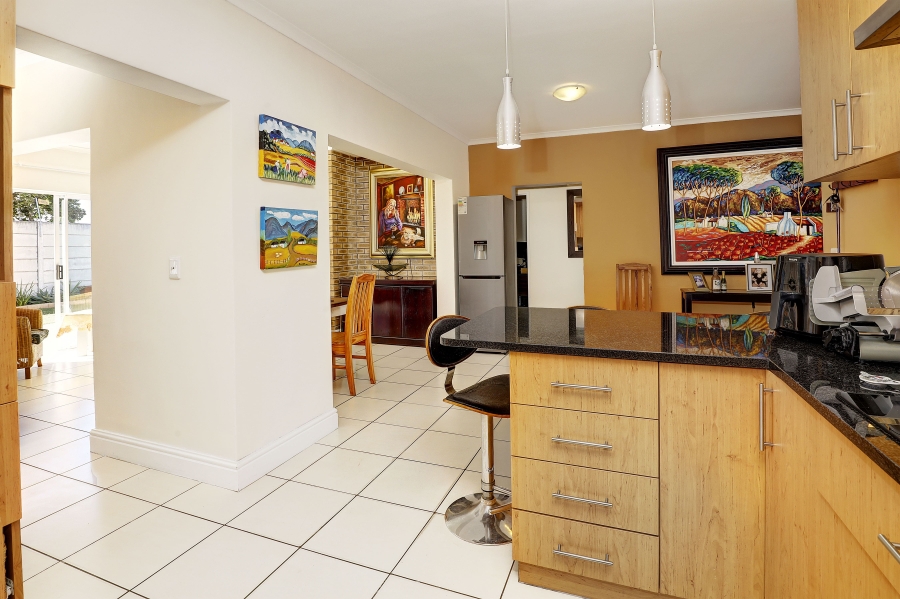 3 Bedroom Property for Sale in Sonkring Western Cape